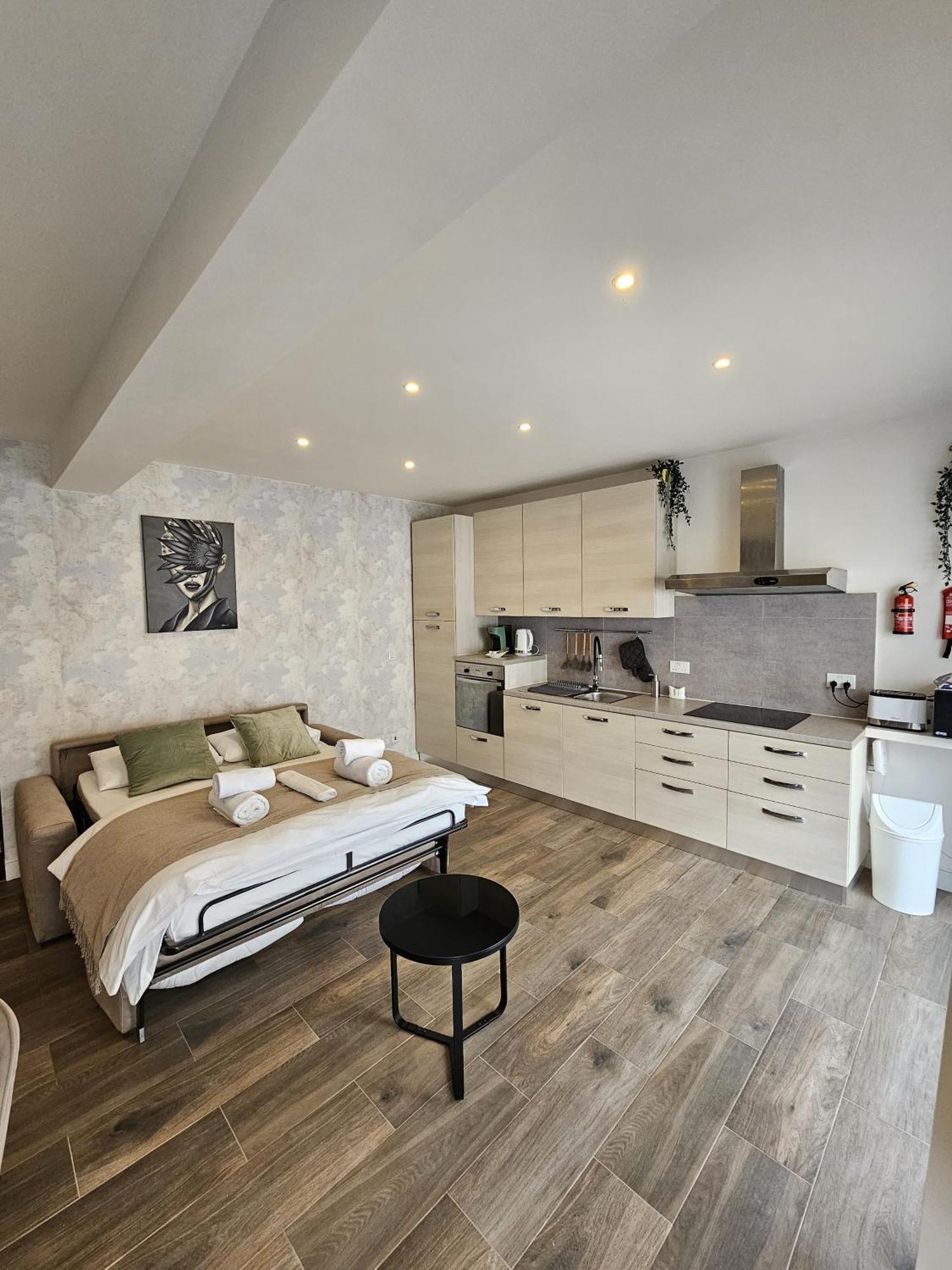 Korzo Suites Sliema III מראה חיצוני תמונה