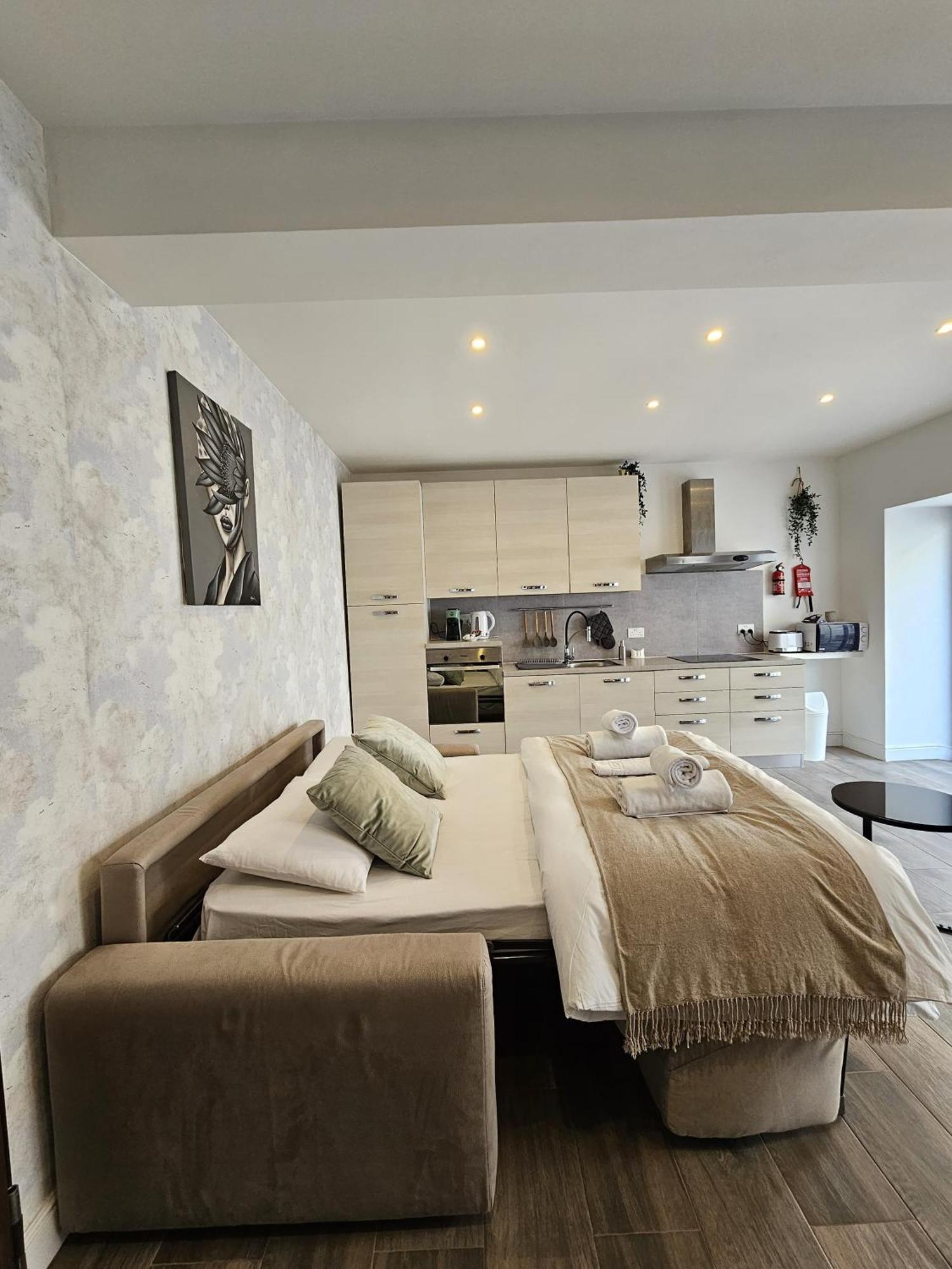 Korzo Suites Sliema III מראה חיצוני תמונה